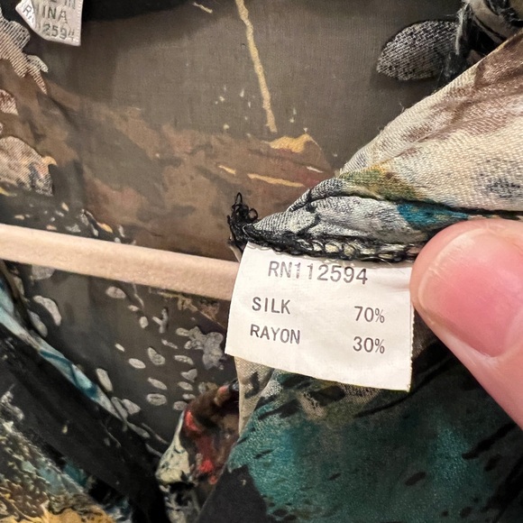 Vintage Anne Giorgio Blouse, Silk Blend, Small So pretty! - Picture 3 of 6